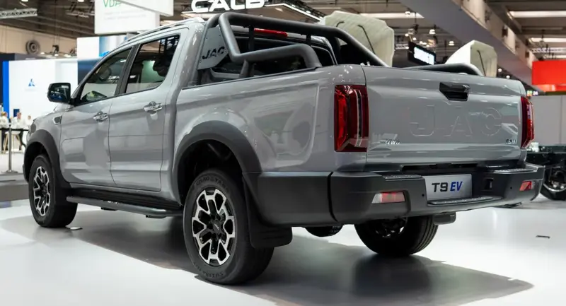 JAC T9 - 2