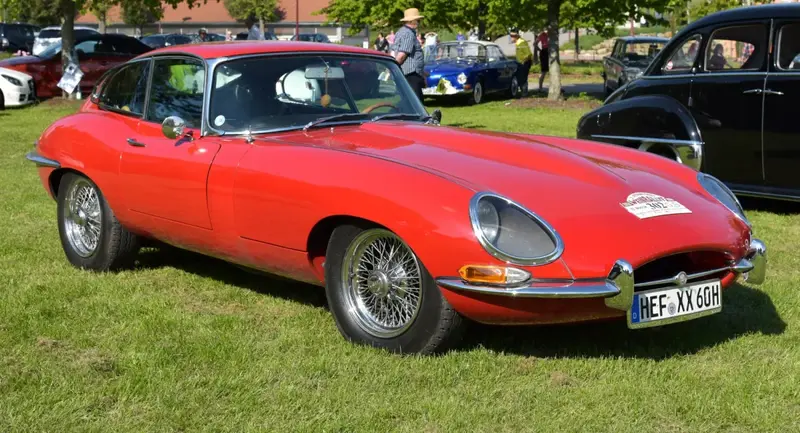 Jaguar E-type E-type 2+2