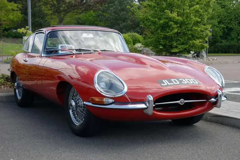 Jaguar E-type - 3