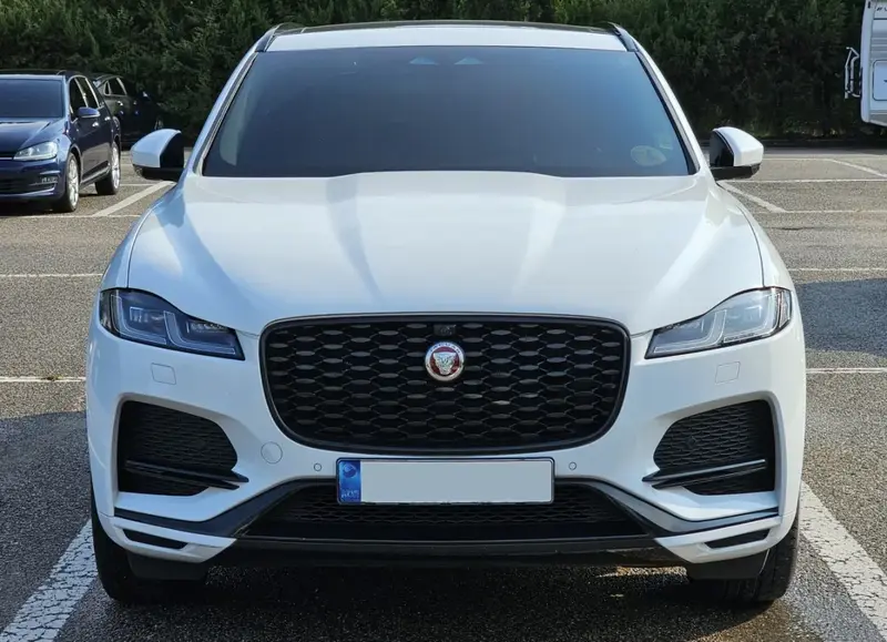 Jaguar F-Pace - 6