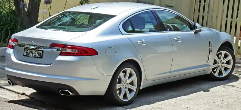 Jaguar XF - 2