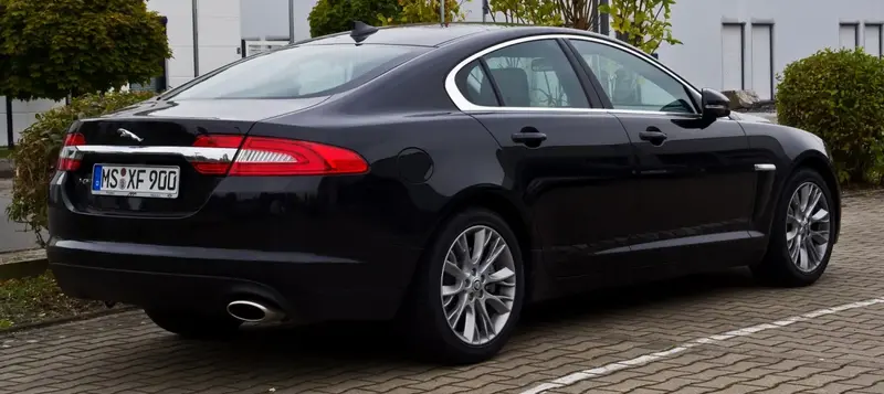 Jaguar XF - 2