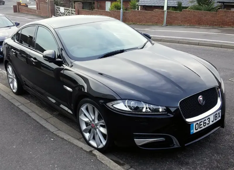 Jaguar XF - 3