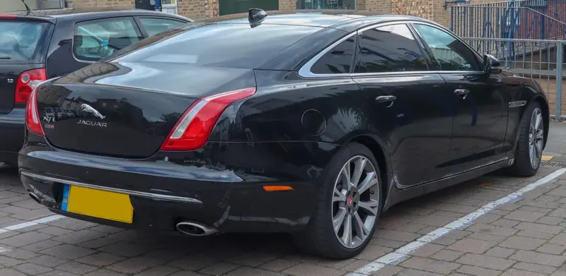 Jaguar XJ - 2