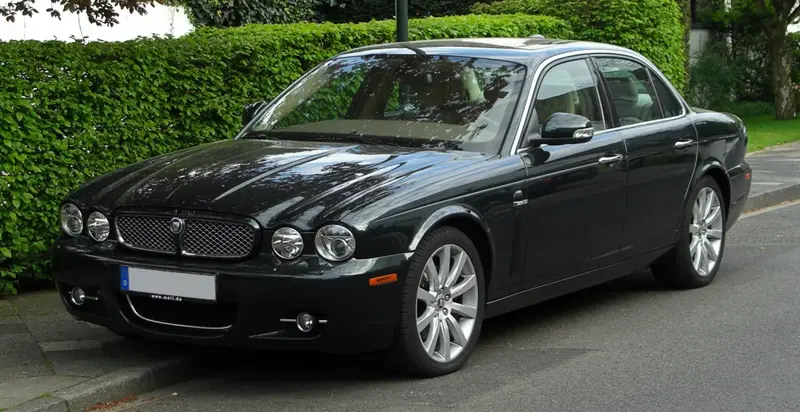 Jaguar XJ XJ Sovereign (X358)