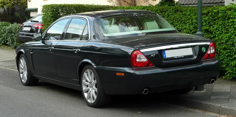 Jaguar XJ - 2