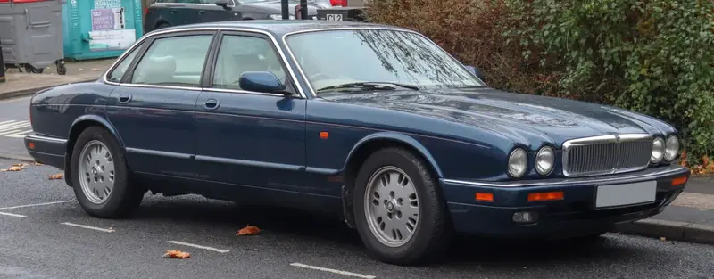 Jaguar XJ - 5