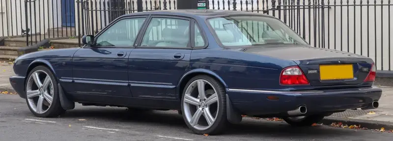 Jaguar XJ - 6