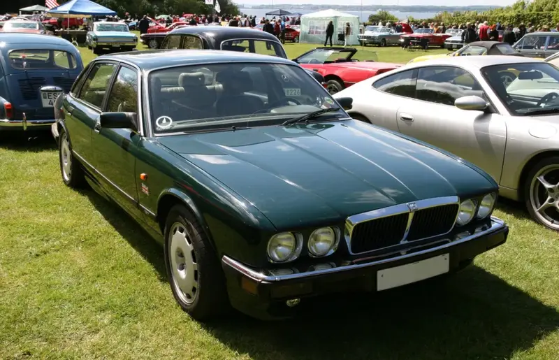 Jaguar XJ - 3