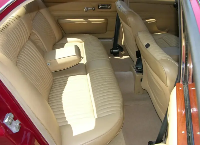 Jaguar XJ - 4