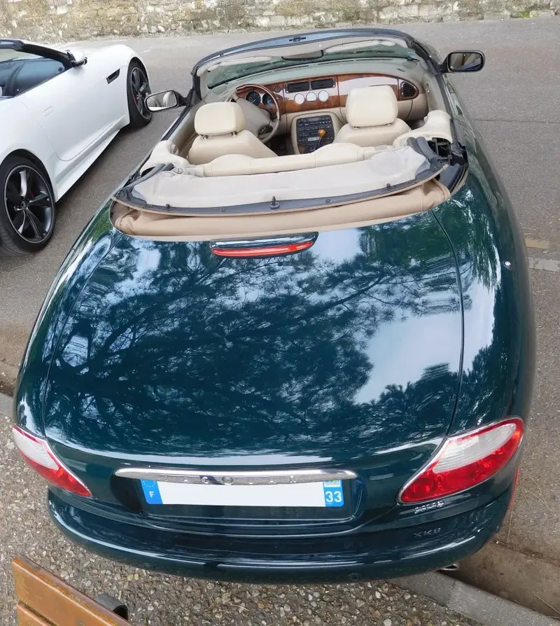Jaguar XK - 3
