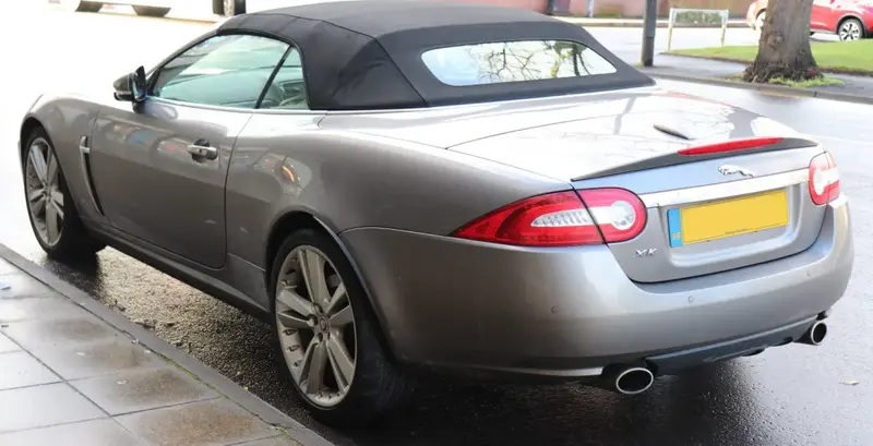 Jaguar XK - 3
