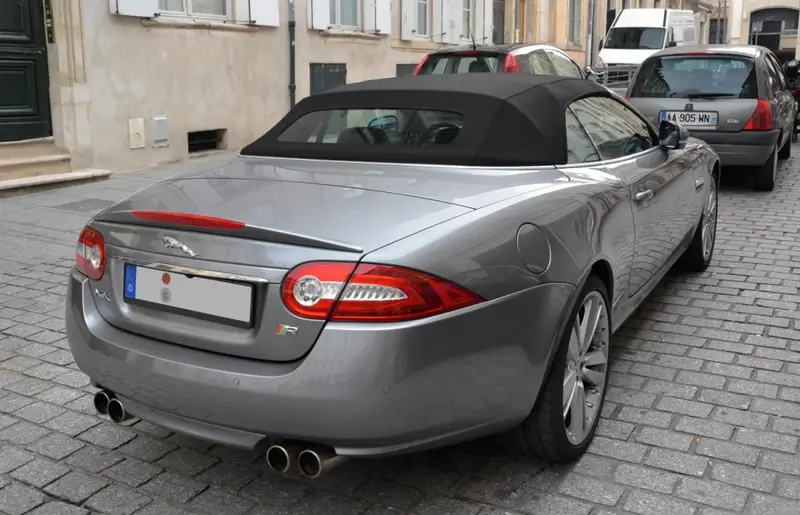 Jaguar XK - 2