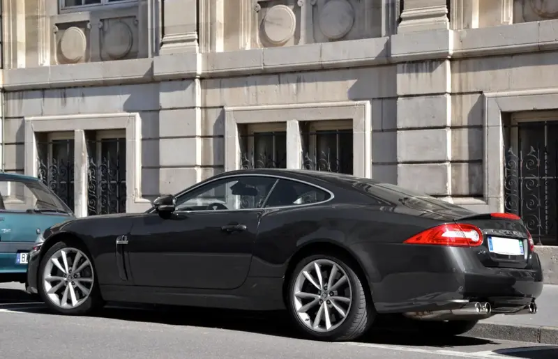 Jaguar XK - 2