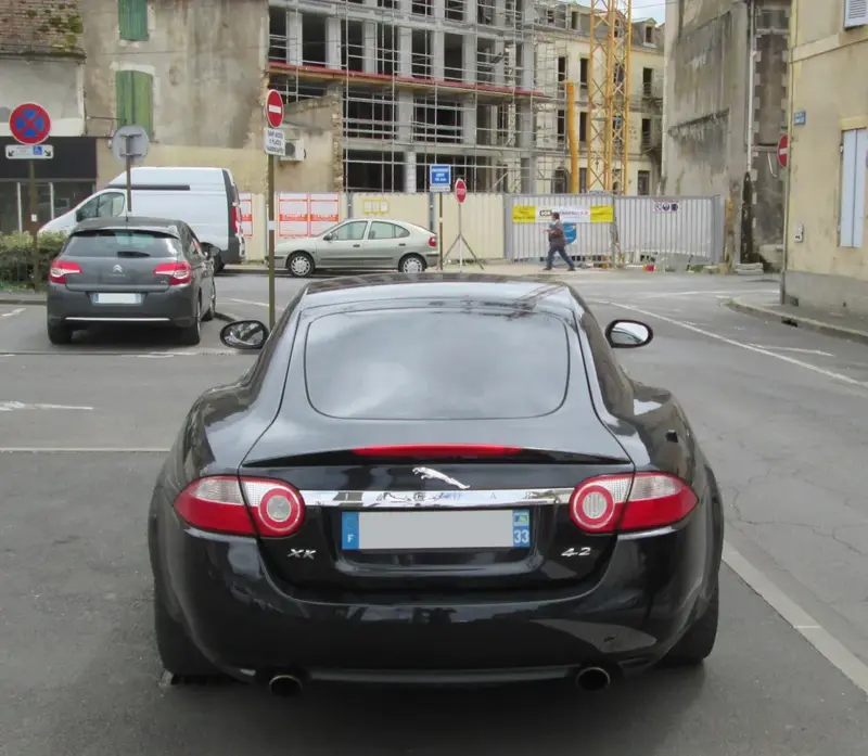 Jaguar XK - 2