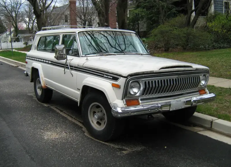 Jeep Cherokee - 5