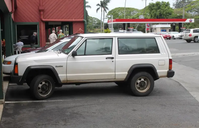 Jeep Cherokee - 2