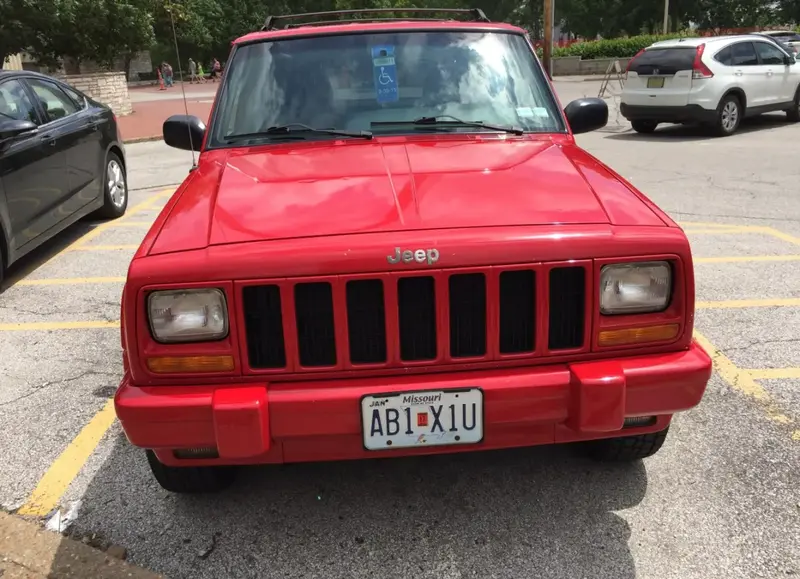 Jeep Cherokee - 6