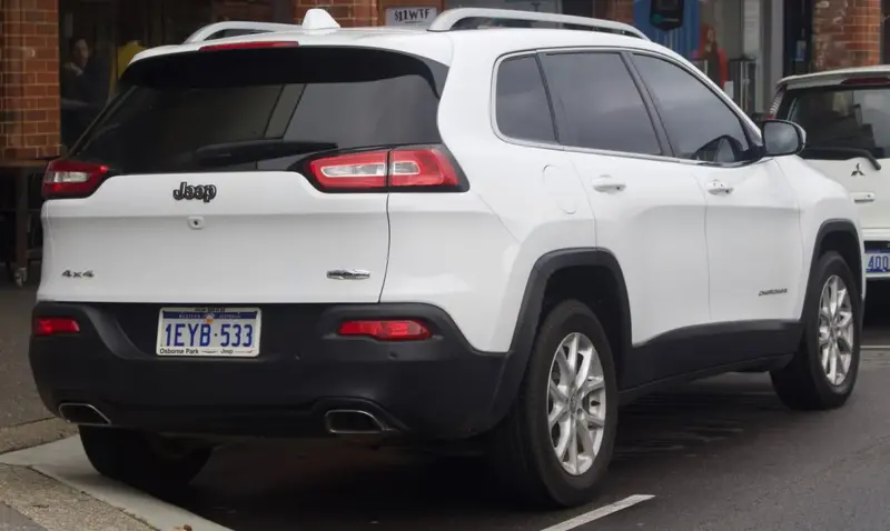 Jeep Cherokee - 3