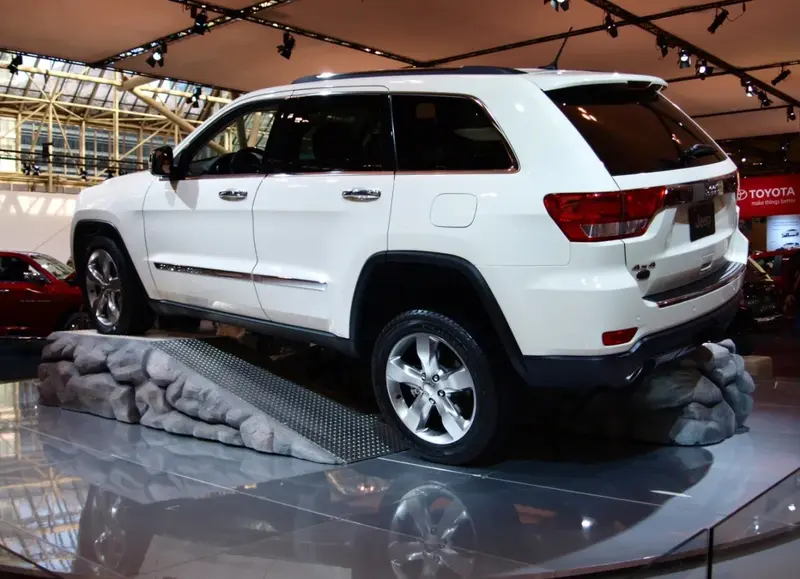 Jeep Grand Cherokee - 2