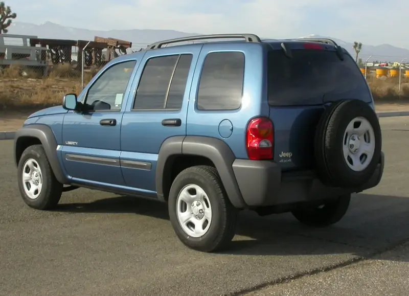 Jeep Liberty - 2