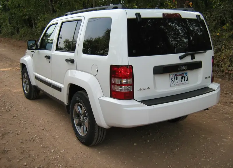 Jeep Liberty - 2