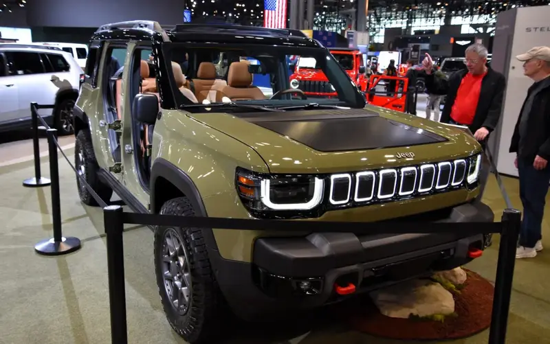 Jeep Recon Recon 100.5 kWh (650 bg) 4WD - görsel 3