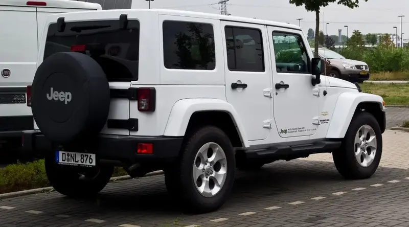 Jeep Wrangler - 2
