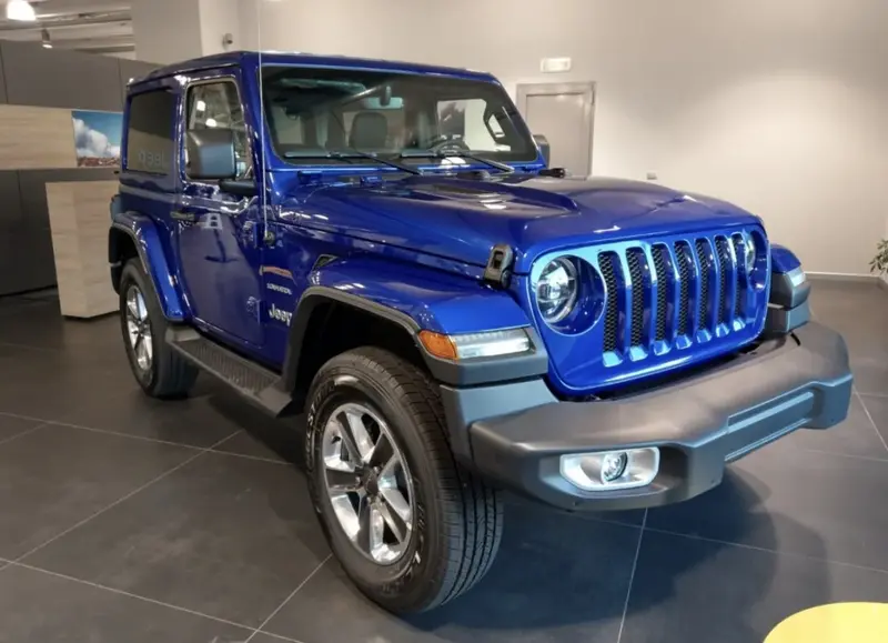 Jeep Wrangler - 2