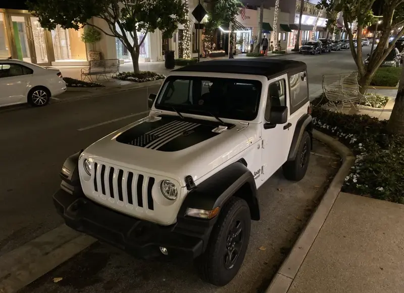 Jeep Wrangler - 3