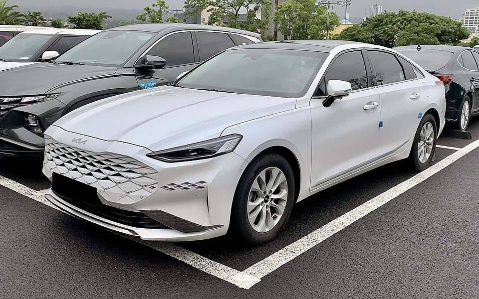 Kia K8 K8