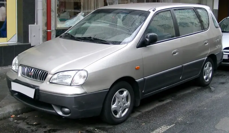 Kia Carens - 3