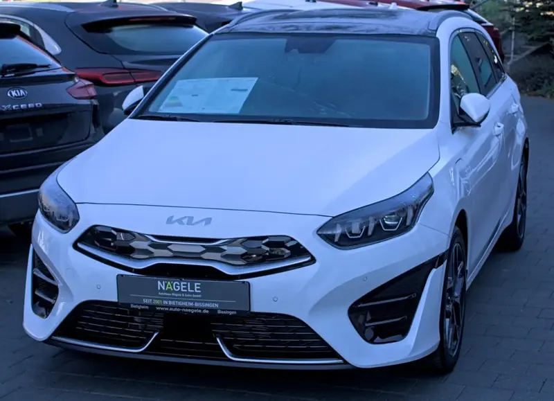 Kia Cee'd - 5