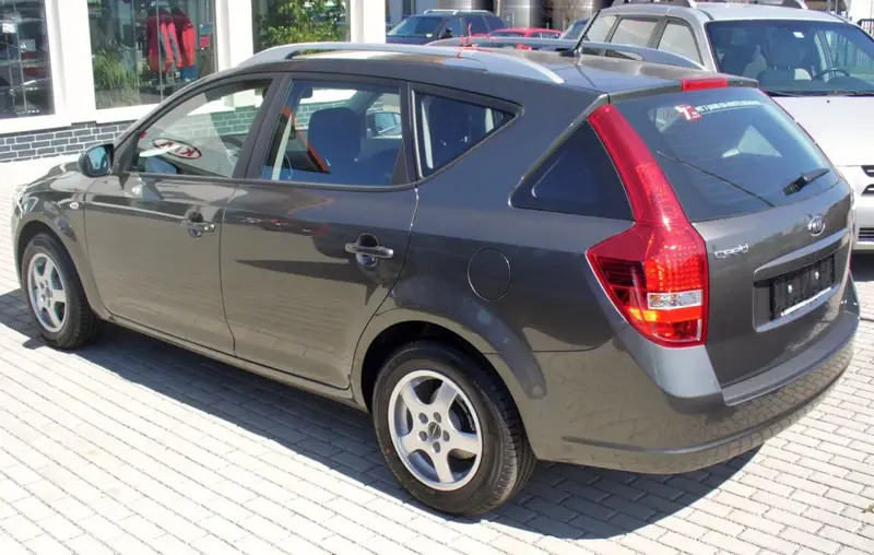 Kia Cee'd - 6