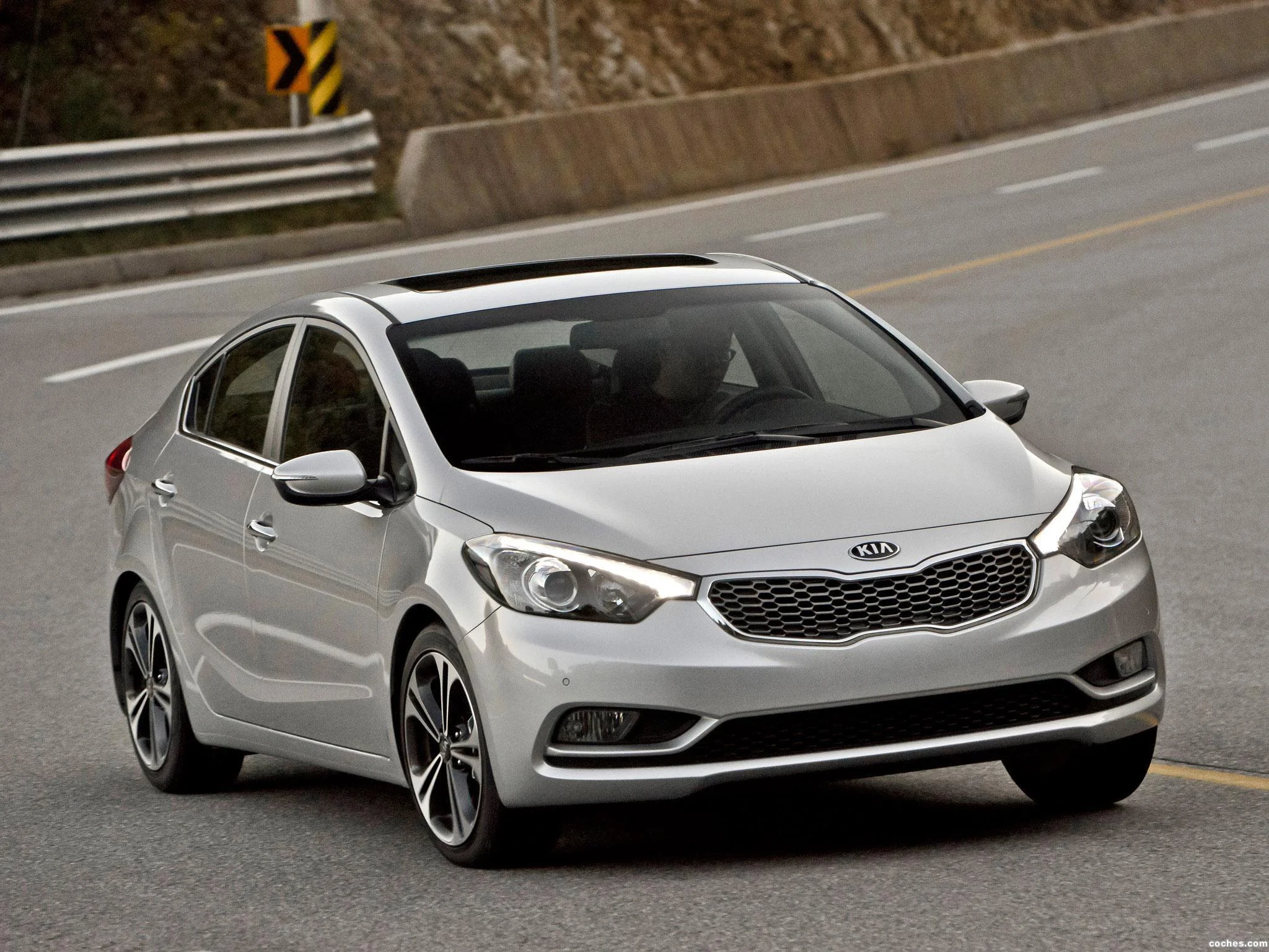 Kia Cerato Cerato I Sedan