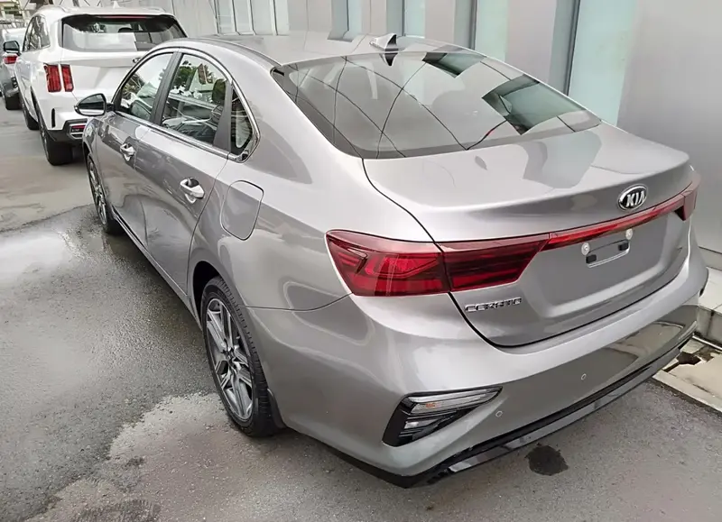 Kia Cerato - 2