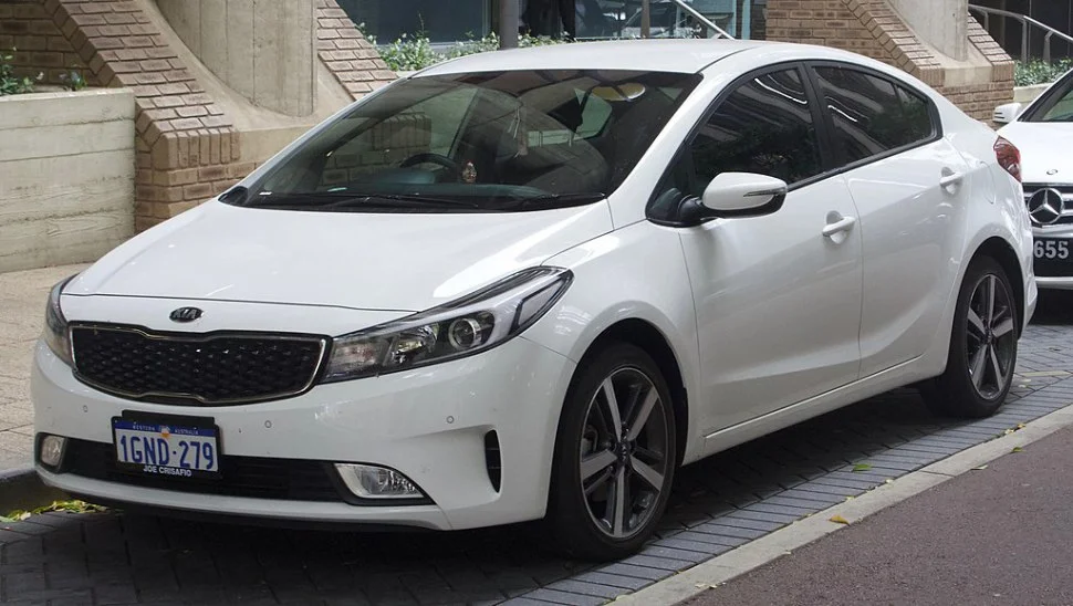 Kia Forte Forte5 II (facelift 2017)
