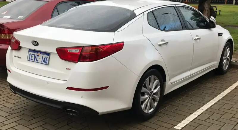 Kia Optima - 2