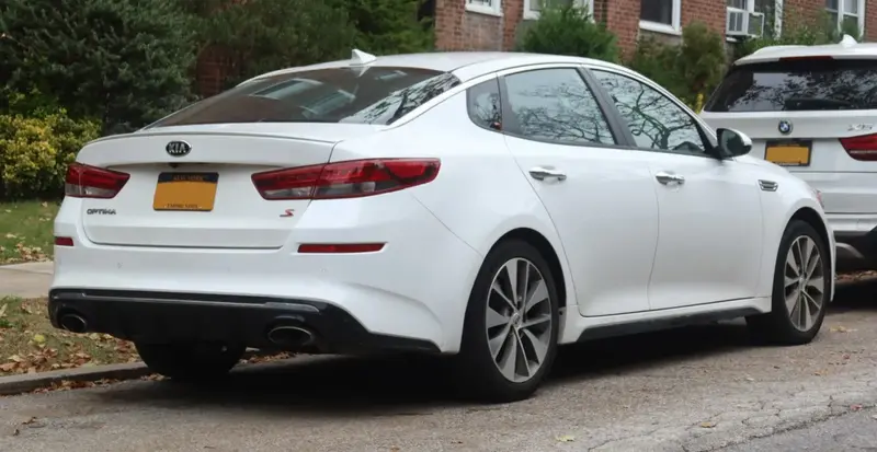 Kia Optima - 4