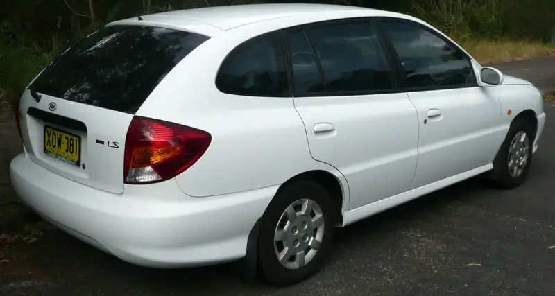 Kia Rio - 4