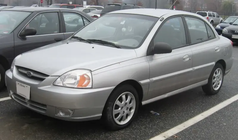 Kia Rio Rio I Sedan (DC, facelift 2002)