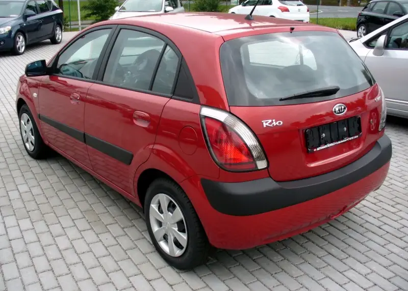 Kia Rio - 2