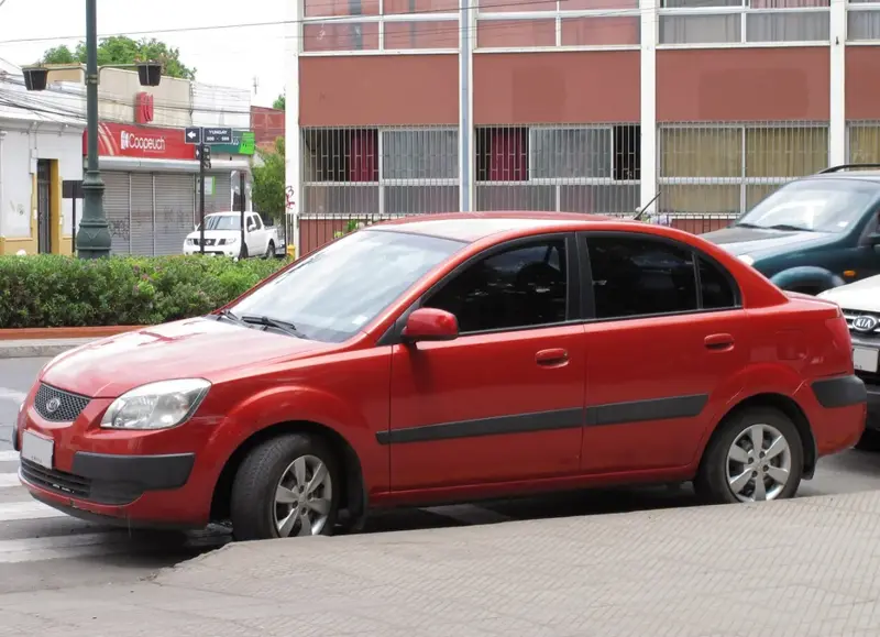 Kia Rio - 2