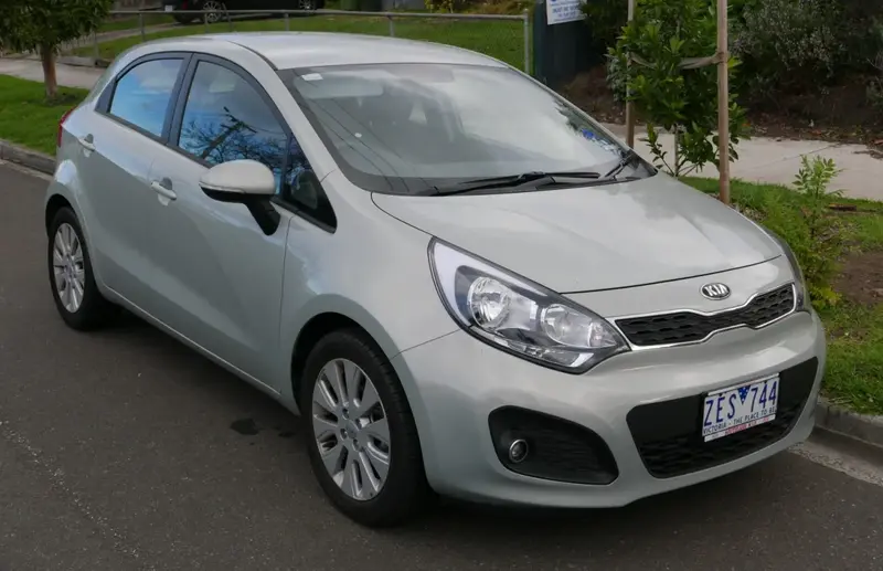 Kia Rio Rio III Hatchback (UB)