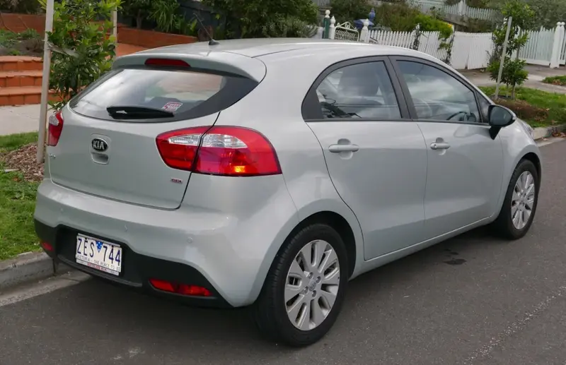 Kia Rio - 2
