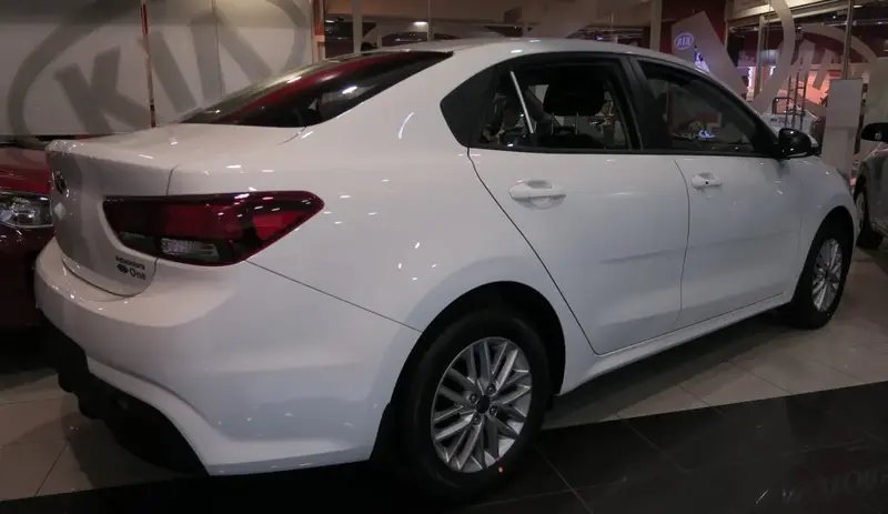 Kia Rio - 2