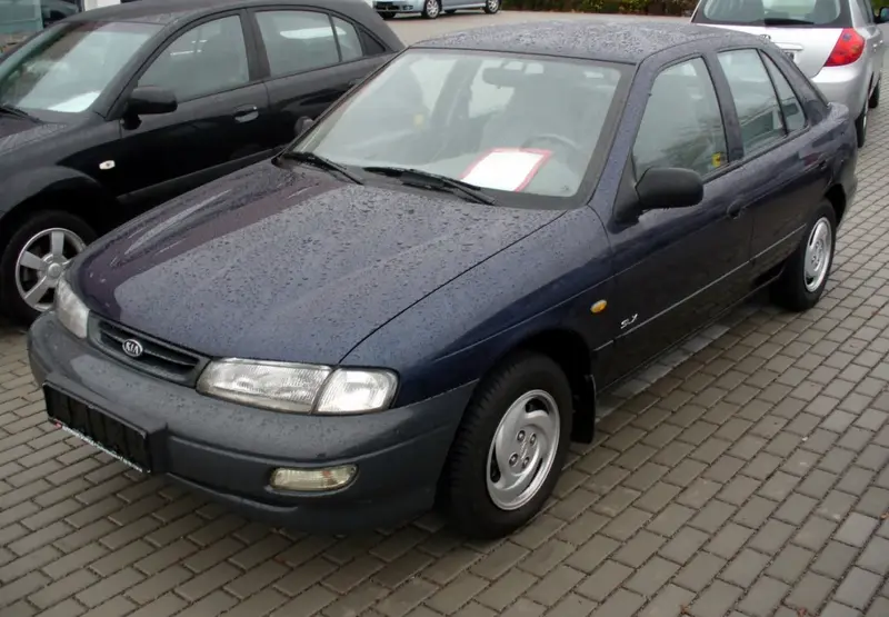 Kia Sephia - 3