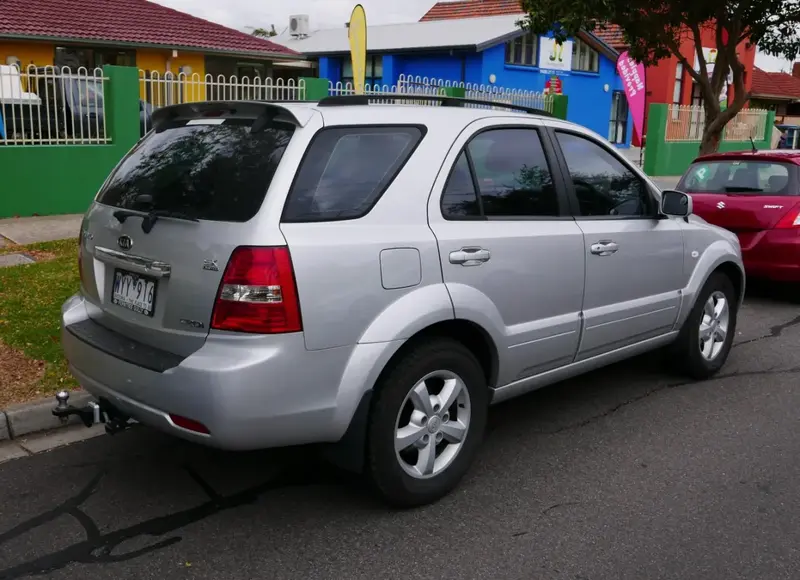 Kia Sorento - 4