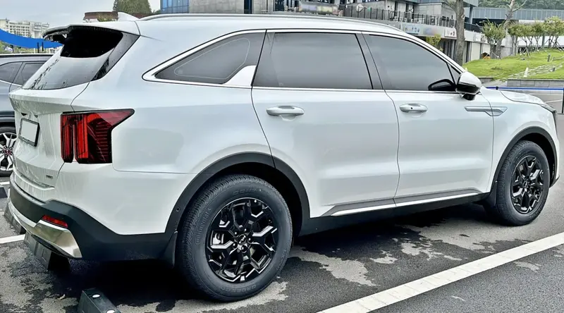 Kia Sorento Sorento IV 2.5 GDI (191 bg) Automatic - görsel 2