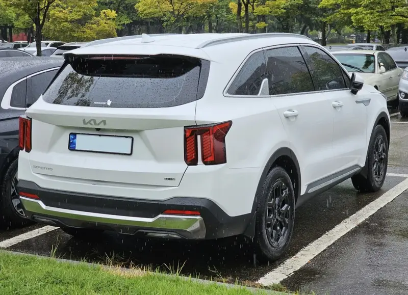 Kia Sorento Sorento IV 2.5 GDI (191 bg) Automatic - görsel 5